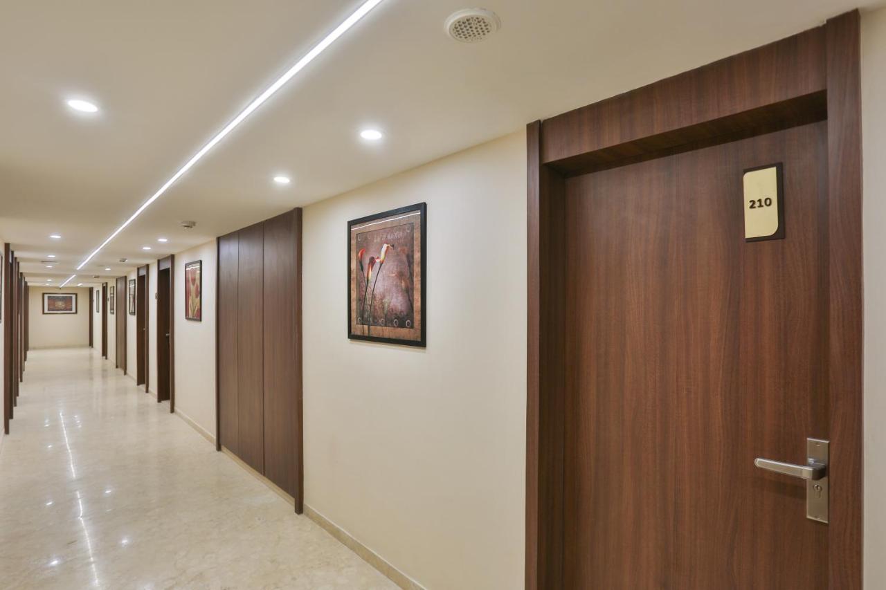 Hotel Kavery Rajkot Exterior foto