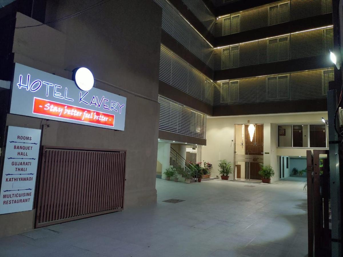 Hotel Kavery Rajkot Exterior foto