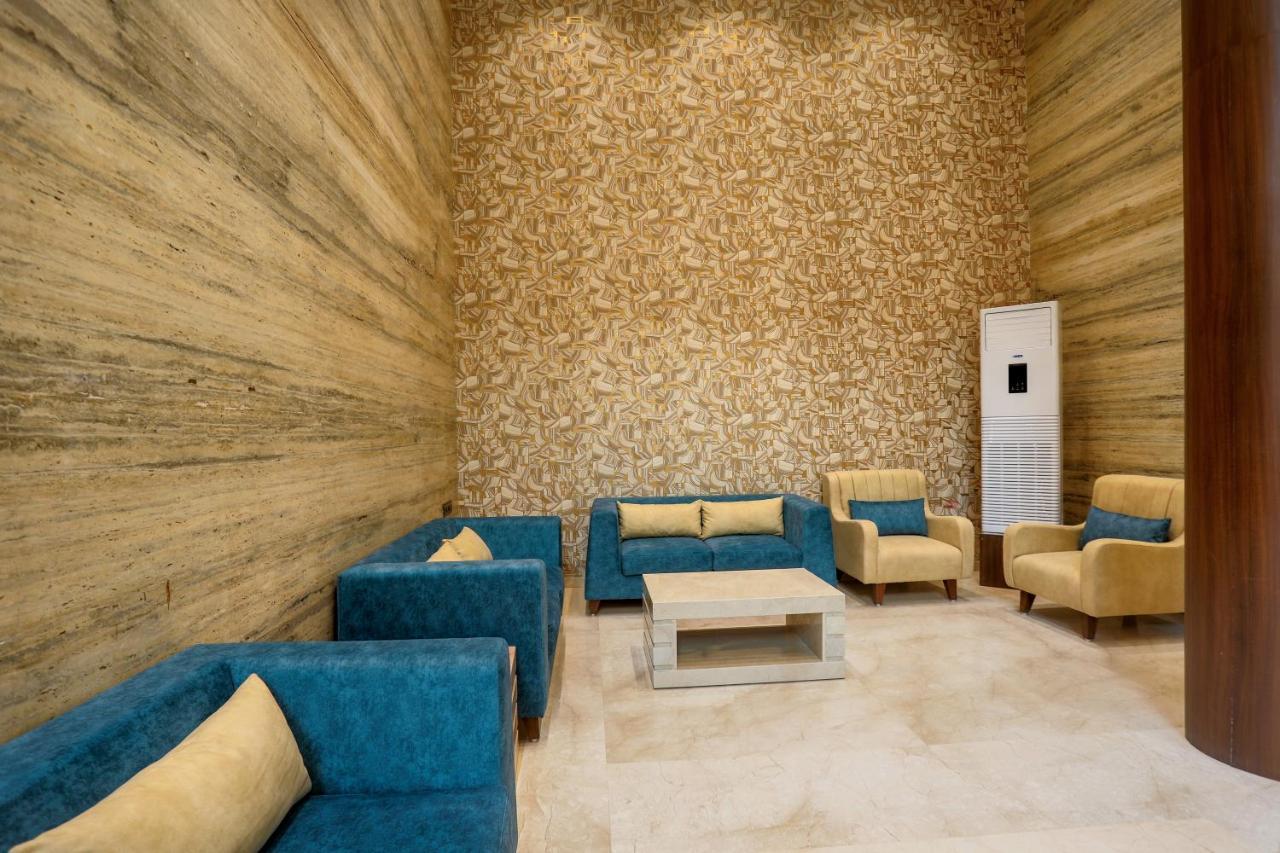 Hotel Kavery Rajkot Exterior foto