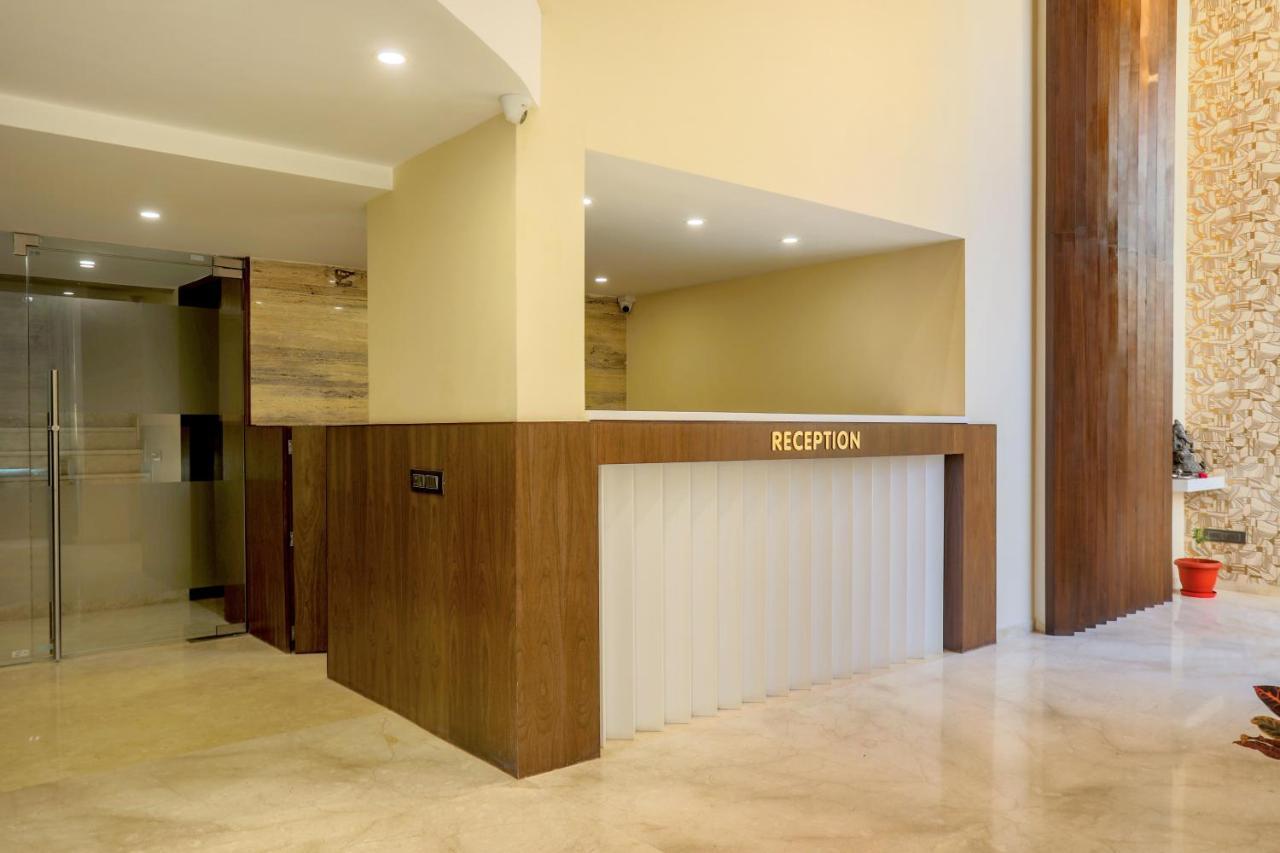 Hotel Kavery Rajkot Exterior foto